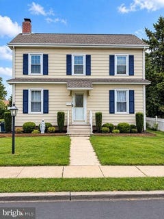 /international/us/272-main-street-hamilton-nj-110119967069/