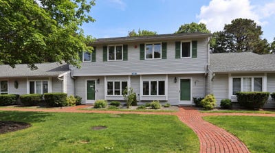 /international/us/174-lowell-road-mashpee-ma-110107633134/
