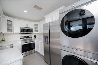 /international/us/6268-nw-170th-ter-hialeah-fl-110099154854/
