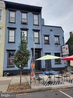 /international/us/1313-n-2nd-street-harrisburg-pa-110102320584/