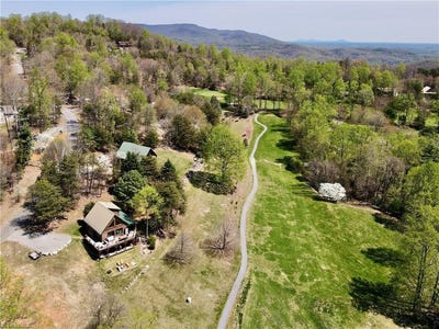 /international/us/217-fairview-drive-traphill-nc-110107308951/