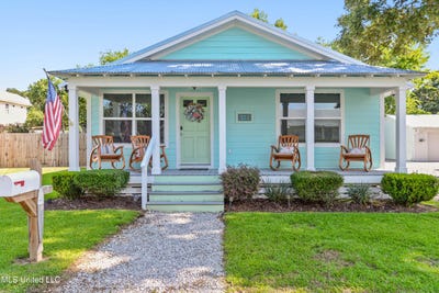 /international/us/321-saint-george-street-bay-saint-louis-ms-110101256456/?lang=id