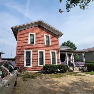 /international/us/24-s-madison-street-evansville-wi-110109927061/
