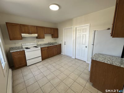 /international/us/42-jefferson-avenue-new-london-ct-110107664766/