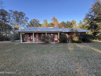 /international/us/456-county-road-29-bay-springs-ms-110103774001/