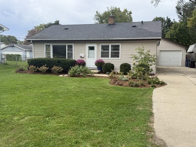 /international/us/1445-n-webster-street-naperville-il-110120765783/