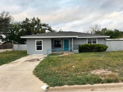 /international/us/15-burleson-eden-tx-110108658178/