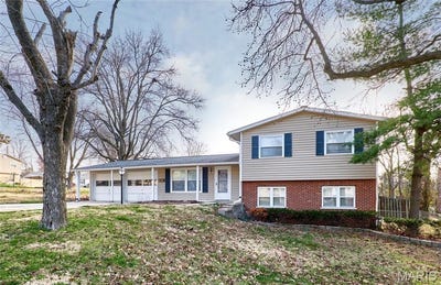 /international/us/3204-bristol-hall-drive-bridgeton-mo-110108986158/