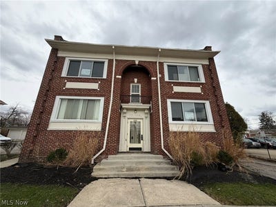 /international/us/3186-euclid-heights-boulevard-cleveland-heights-oh-110106469816/