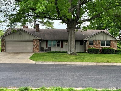 /international/us/1020-bourn-avenue-columbia-mo-110107893045/