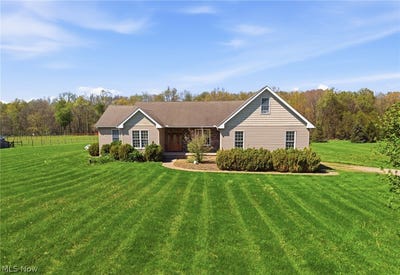 /international/us/5859-winchell-road-hiram-oh-110107825198/