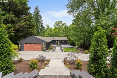 /international/us/3707-se-aldercrest-rd-milwaukie-or-110100024068/