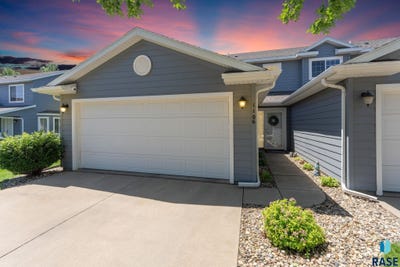 /international/us/1106-n-fir-pl-sioux-falls-sd-110108713504/