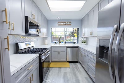 /international/us/2196-evergreen-drive-tustin-ca-110098981204/