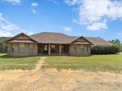 /international/us/280-county-road-2865-hughes-springs-tx-110101117097/