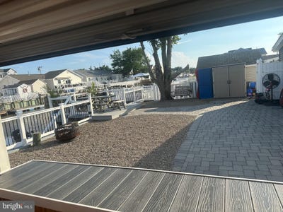 /international/us/63-gregg-drive-manahawkin-nj-110101051960/