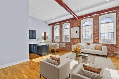 /international/us/200-school-house-road-peekskill-ny-110106471428/