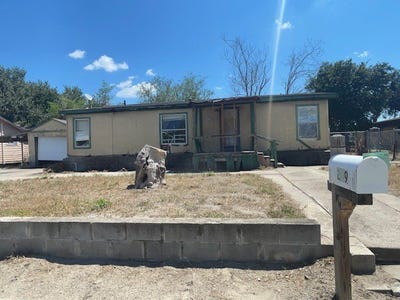 /international/us/209-s-terrell-street-falfurrias-tx-110103505068/