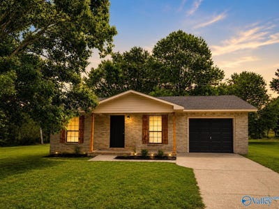 /international/us/3766-county-road-81-danville-al-110108505111/