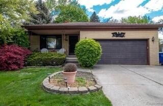 /international/us/28418-walker-avenue-warren-mi-110106313720/