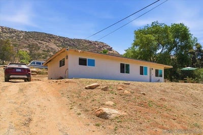 /international/us/11305-7-rocky-ln-lakeside-ca-110108667116/