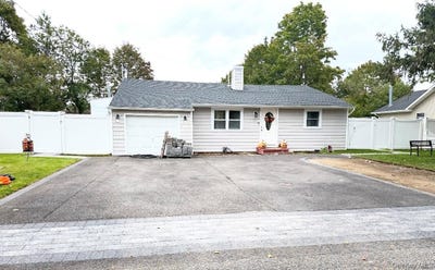 /international/us/21-marie-lane-central-islip-ny-110120515563/