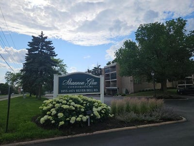 /international/us/1855-silver-bell-road-eagan-mn-110098134277/