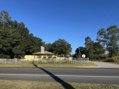 /international/us/59-nina-street-defuniak-springs-fl-110120147383/