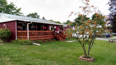 /international/us/9-smart-street-keeseville-ny-110099196111/