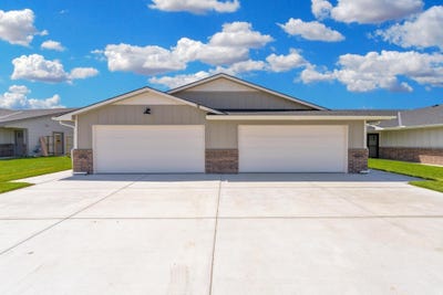 /international/us/2865-s-cedar-crest-ct-wichita-ks-110107586029/