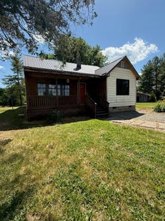 /international/us/1057-paul-pry-halifax-va-110108219390/