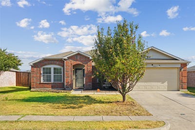 /international/us/1307-eagles-nest-trail-krum-tx-110109981105/