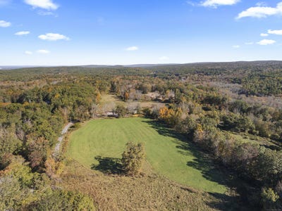 /international/us/94-100-hubbard-hill-24-klocek-road-killingly-ct-110103230296/