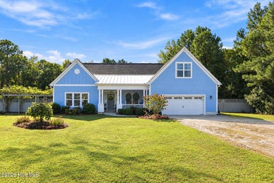 /international/us/638-edgewood-avenue-newport-nc-110120628174/