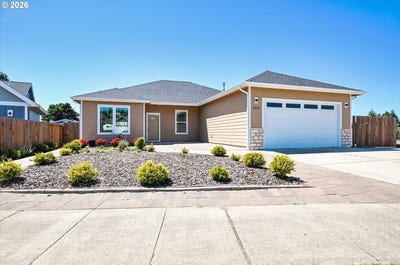 /international/us/2010-roosevelt-loop-northbend-or-110106932254/