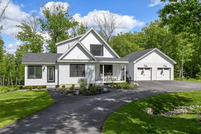 /international/us/7-elysian-way-bridgton-me-110099955103/?lang=en
