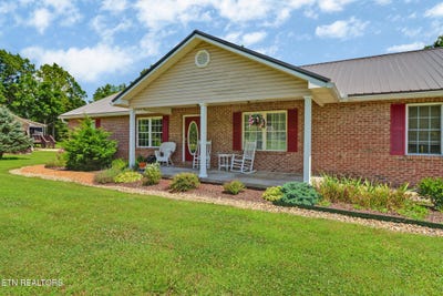 /international/us/203-locksley-circle-crossville-tn-110100675535/