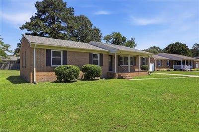 /international/us/4108-sunnyfields-road-portsmouth-va-110108447753/