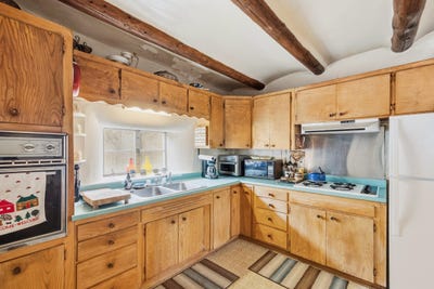 /international/us/64-new-mexico-240-ranchos-de-taos-nm-110120636113/