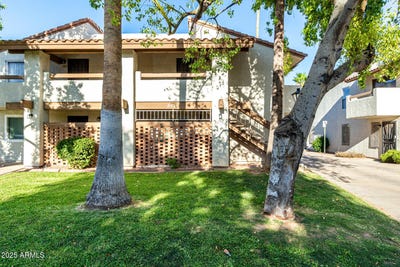 /international/us/8813-n-8th-street-phoenix-az-110101178648/