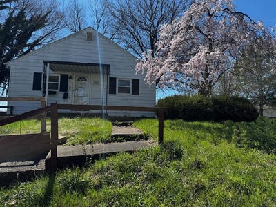 /international/us/702-cox-ave-chillicothe-oh-110106787054/