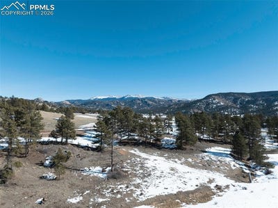 /international/us/146-pennsylvania-avenue-florissant-co-110105796024/