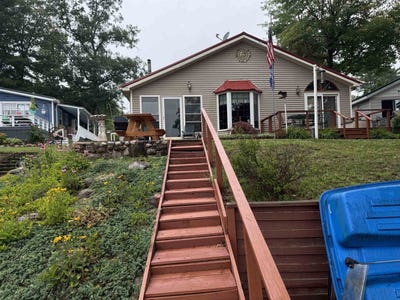 /international/us/781-bluegill-lake-harrison-mi-110101197691/