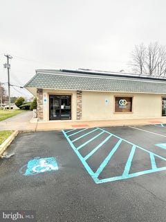 /international/us/373-s-white-horse-pike-hammonton-nj-110091201211/