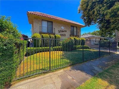 /international/us/10923-moorpark-street-north-hollywood-ca-110100945960/