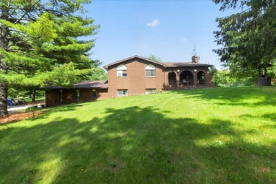 /international/us/2717-fishbeck-road-howell-mi-110108851638/