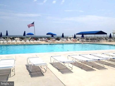 /international/us/725-allen-the-lodge-condominiums-drive-north-wildwood-nj-110105529993/