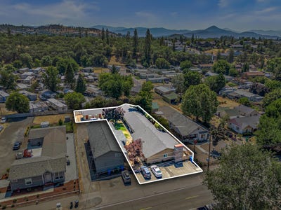 /international/us/323-s-shasta-avenue-eagle-point-or-110101516252/?lang=id
