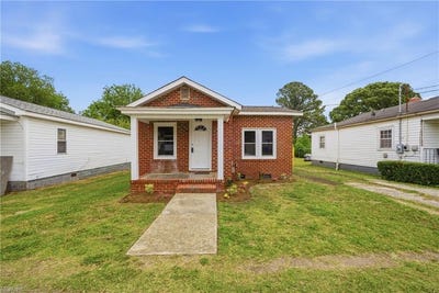 /international/us/302-n-5th-street-suffolk-va-110107895666/