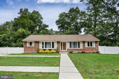 /international/us/129-n-monroe-avenue-cherry-hill-nj-110108350956/